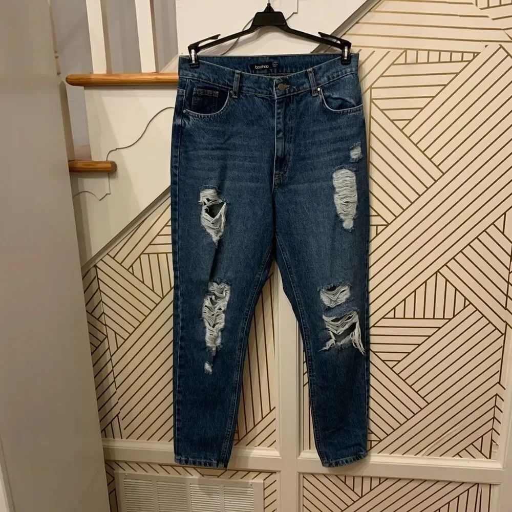 Boohoo Distressed Jeans